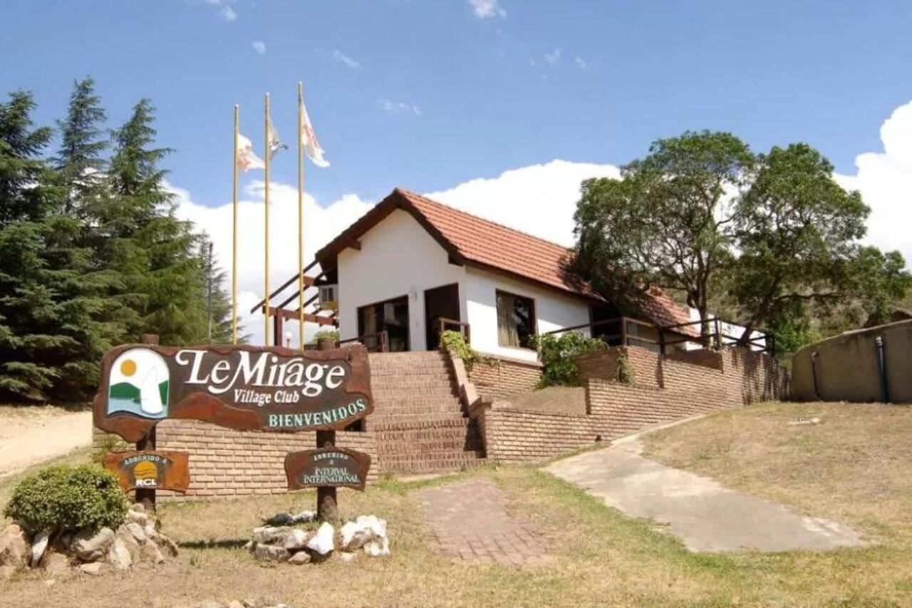 Le Mirage Village Club Resort Villa Carlos Paz Bagian luar foto